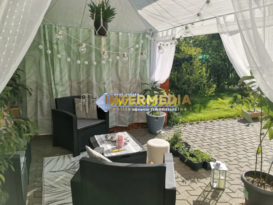 Casa P+E de vanzare recent renovata in Centru cu 680 mp teren, fotografia 5