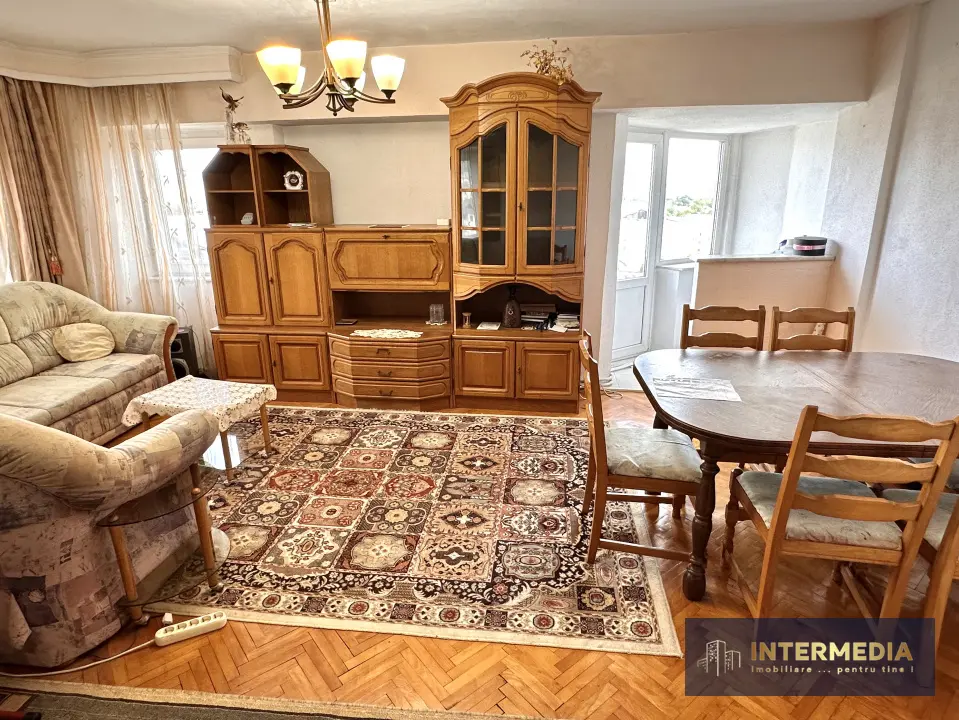 Apartament cu 3 camere decomandat, 80 mp utili, zona Centru, Alba Iulia, 2 balcoane, fotografia 10