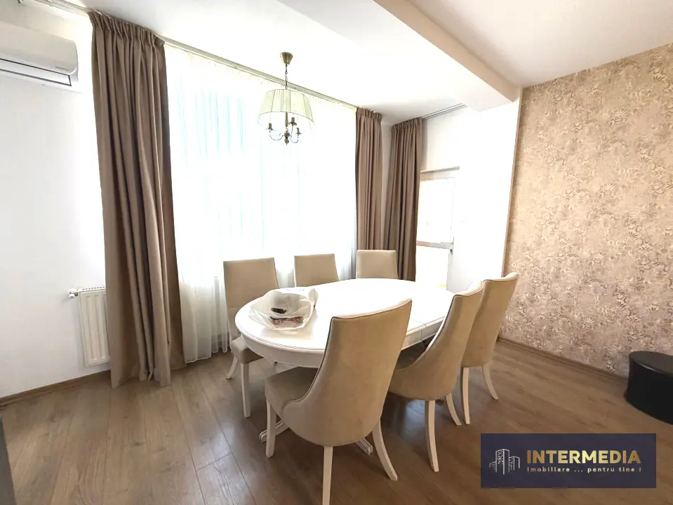 Apartament 3 camere decomandate, bloc nou, ultracentral, 2 băi, boxă, parcare, fotografia 1