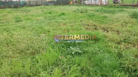 Teren Intravilan 400mp de vanzare zona Oarda