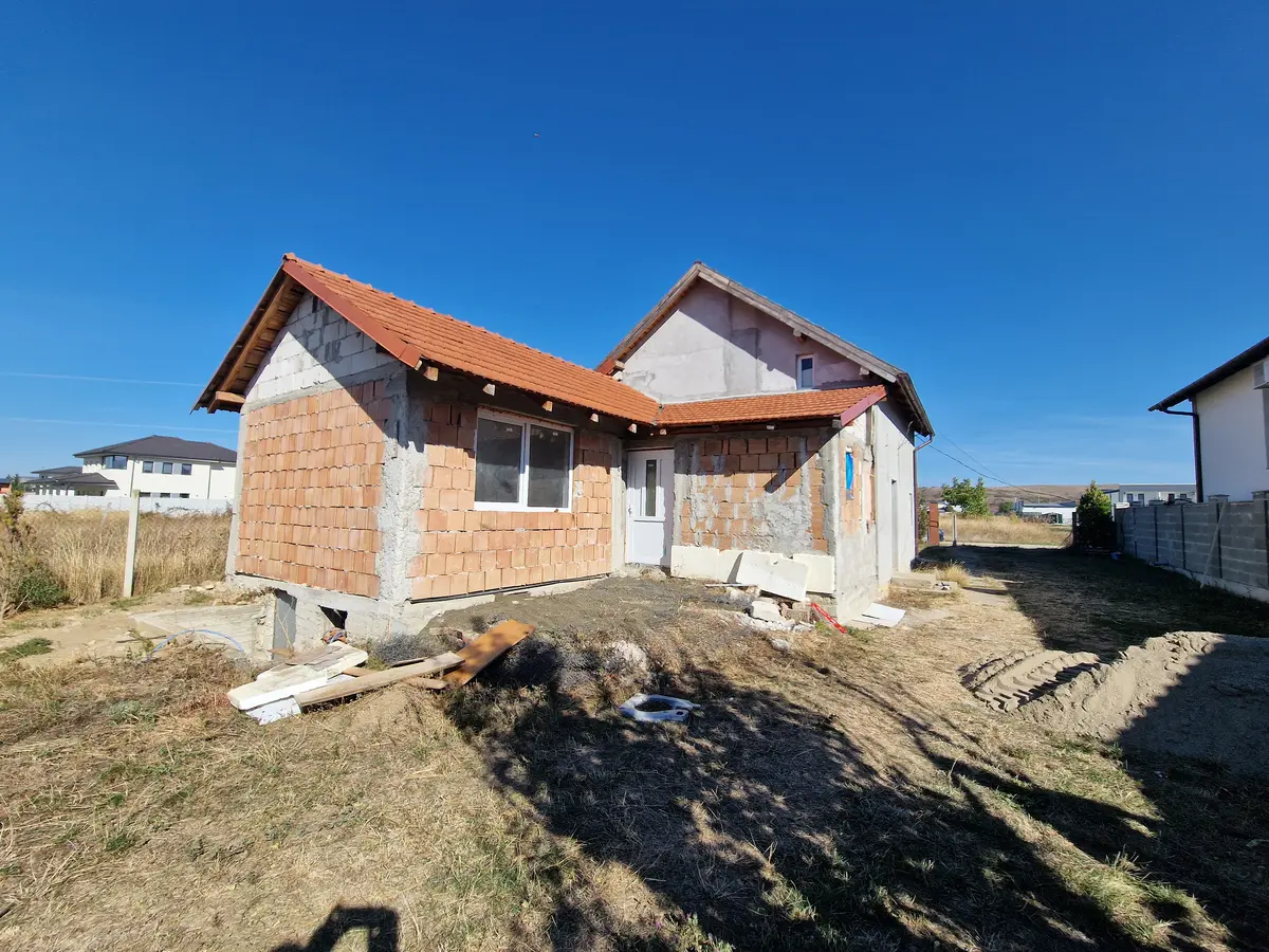 Casă de vânzare, 110 mp utili, teren 650 mp, Sebeș-Petrești, fotografia 1