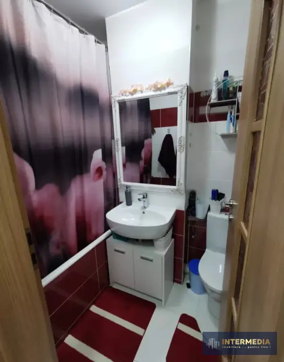 Apartament 3 camere decomandate în Cetate, Alba Iulia, etaj 3, mobilat, cu beci și parcare, fotografia 6