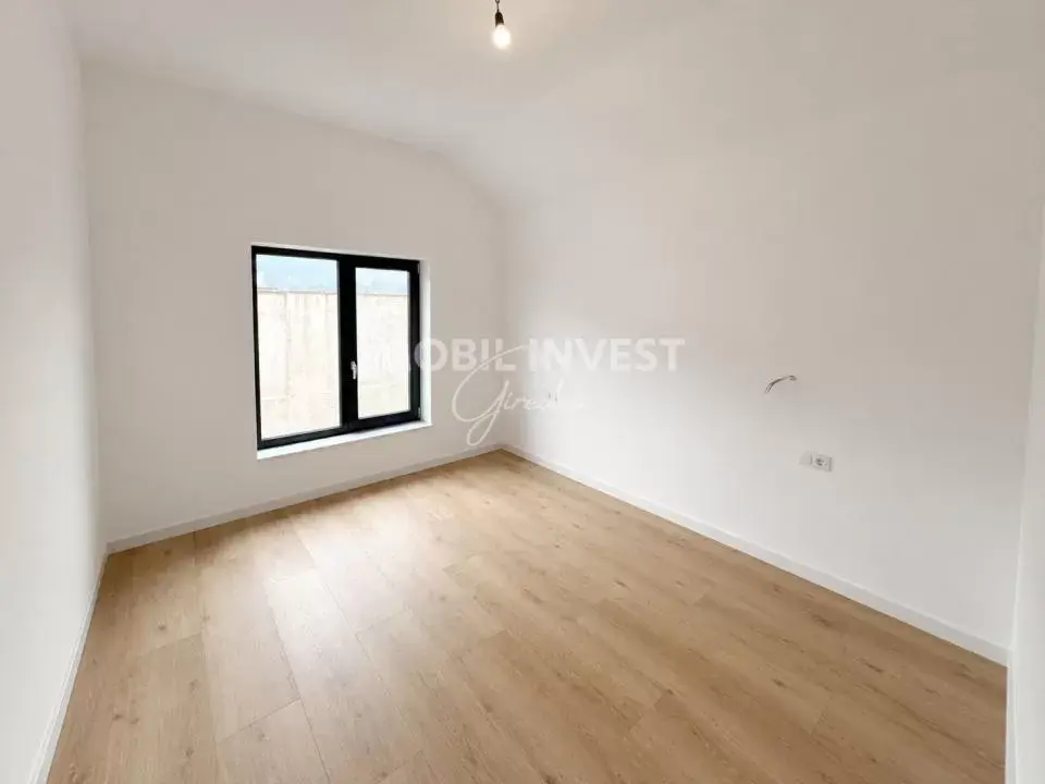Casă individuală modernă, 100 mp utili, terasă de 30 mp, curte amenajată, fotografia 3