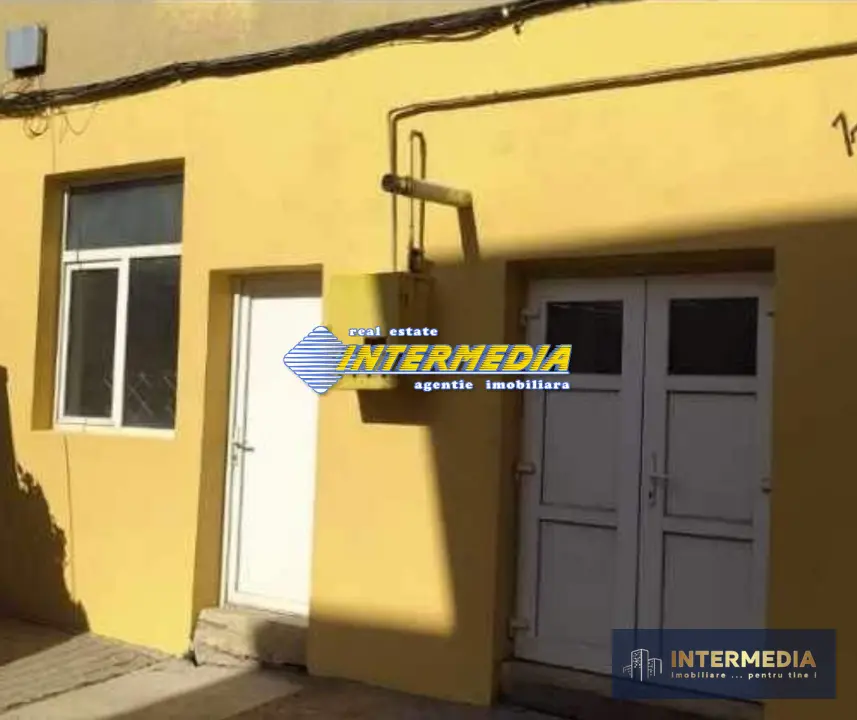 Vanzare Spatiu Comercial finisat si renovat 80 mp Alba Iulia Stadion sub, fotografia 5