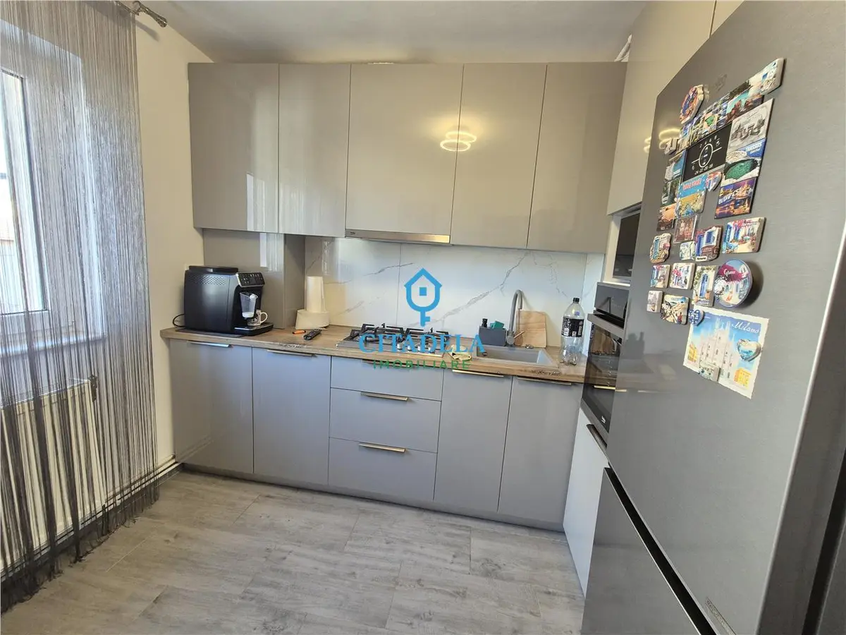 Apartament cu 3 camere decomandat, zona Cetate, Alba Iulia, fotografia 8