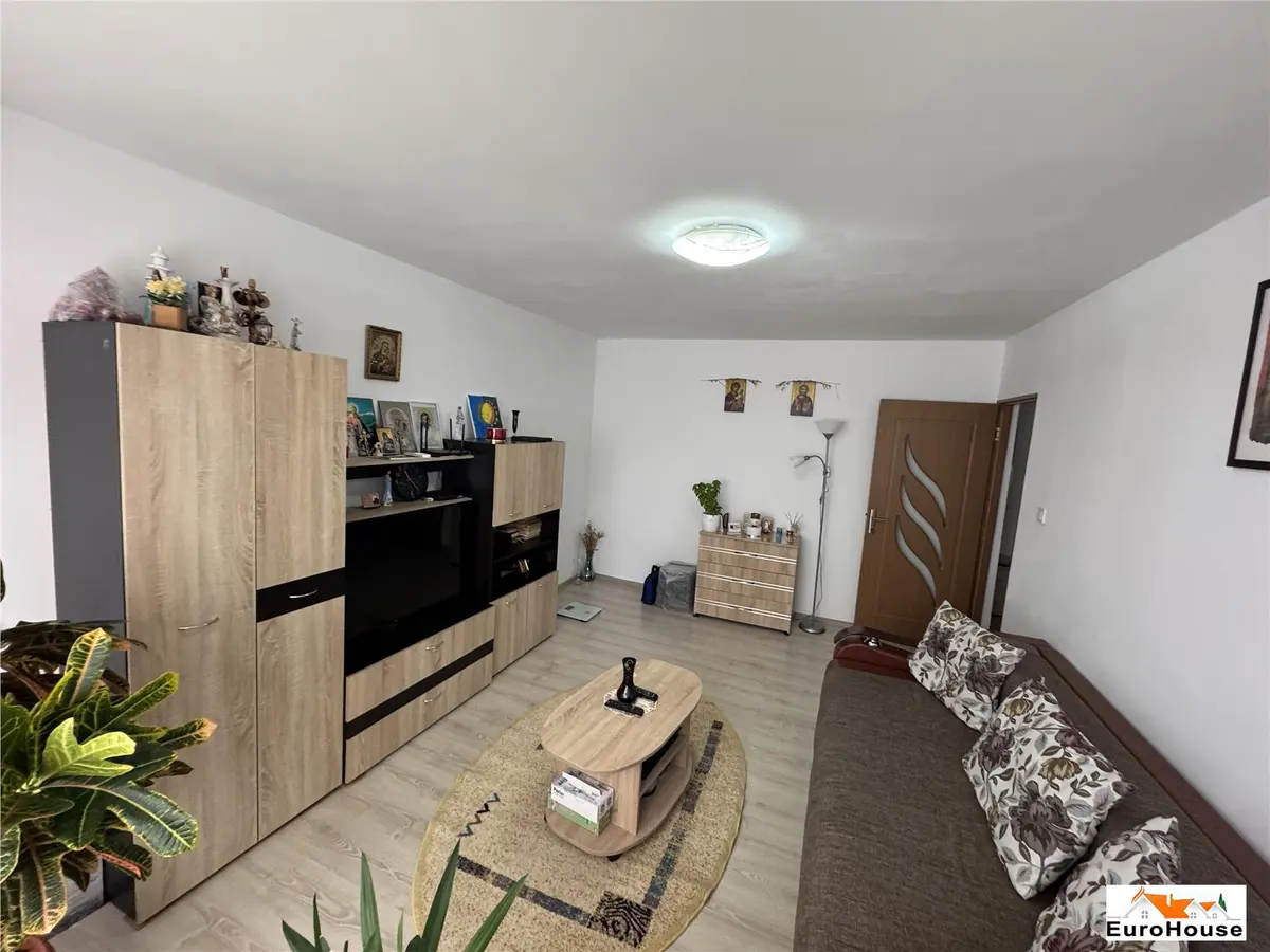 Apartament cu 2 camere de vânzare în Alba Iulia, zona Ampoi 3, fotografia 3