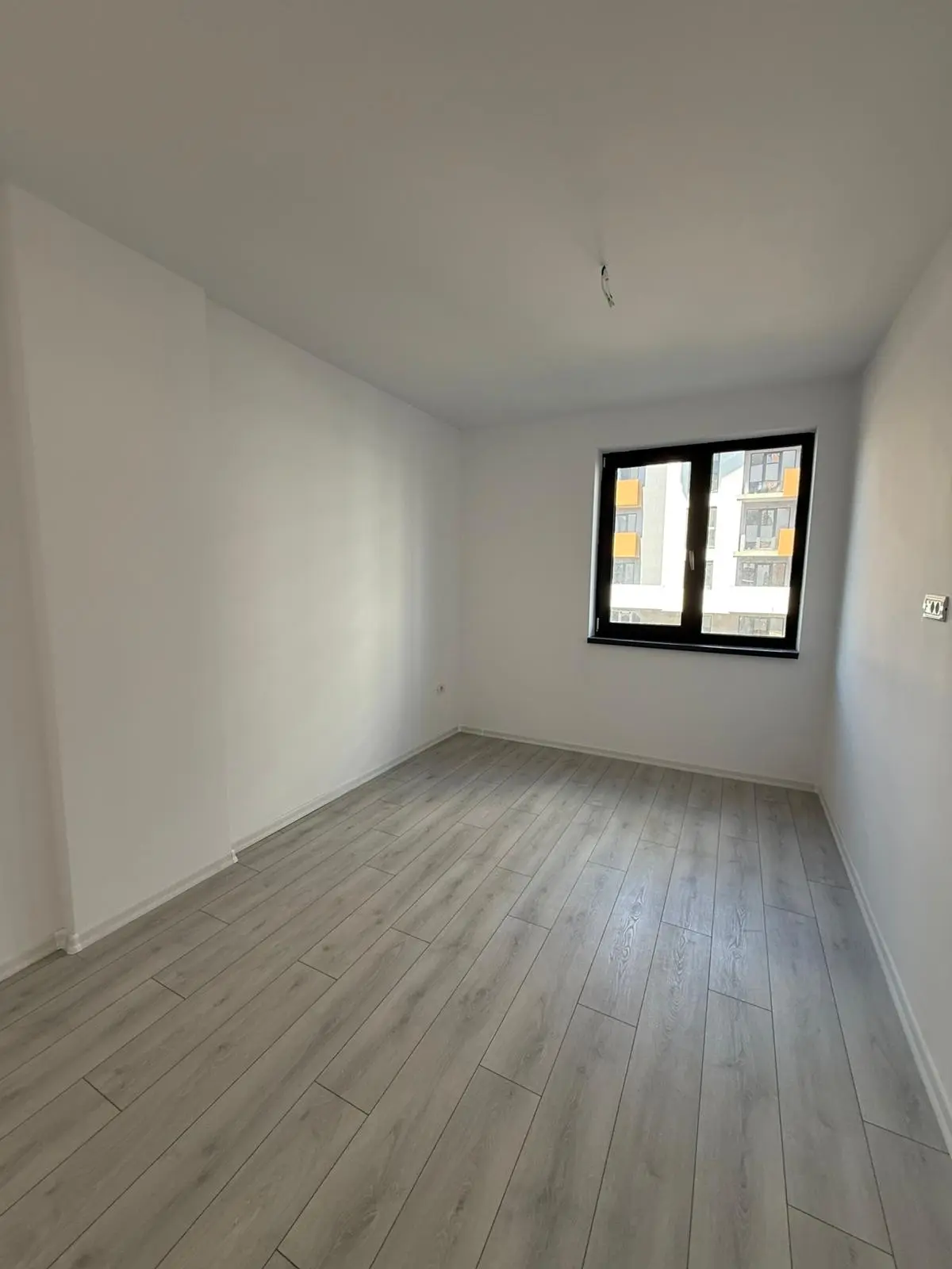 De vanzare Apartament 3 camere, zona Centru Alba Mall, Bloc Nou., fotografia 5