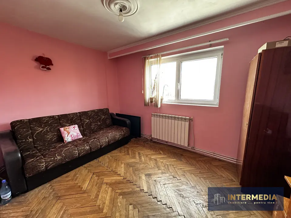 Apartament 3 Camere Vanzare CETATE Flanco Etaj 1, Nefinisat, Centrala Termopane, fotografia 5