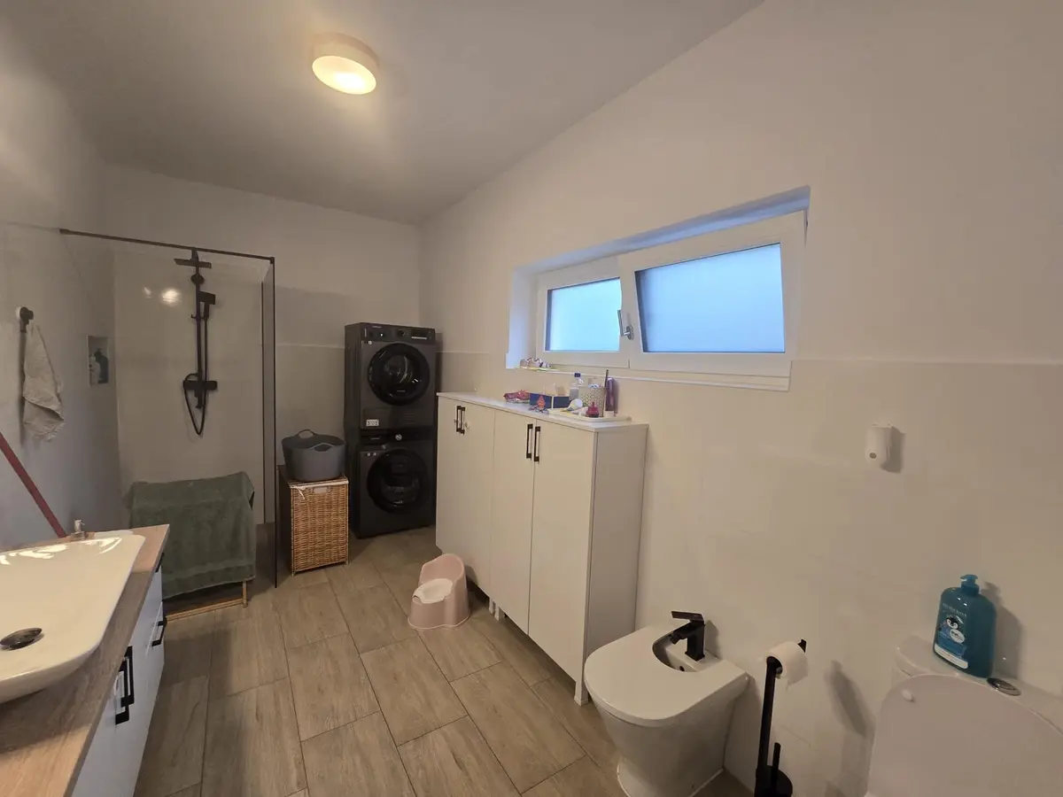 Vilă modernă de vânzare, construcție nouă, aproape de Alba Iulia, 330.000 euro, fotografia 6