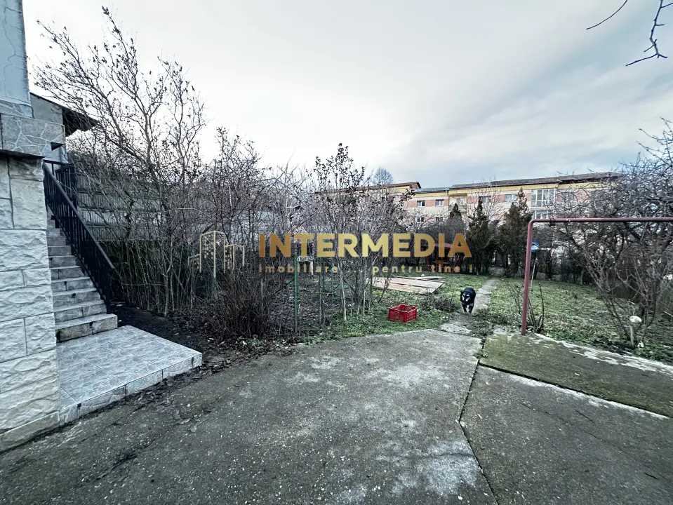 Vanzare Casa 7 Camere Renovata P+M cu 750 mp Teren acces 2 strazi topAlba CENTRU, fotografia 13