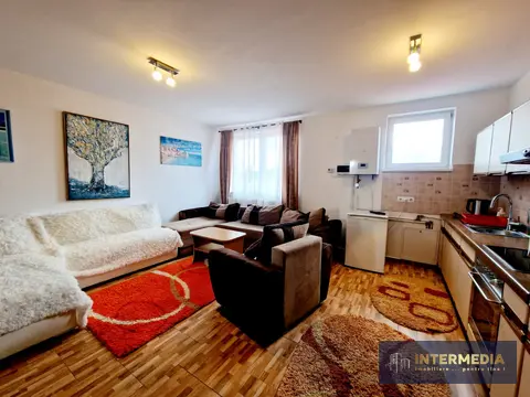 Apartament cu 3 camere mobilat si utilat situat la Vila