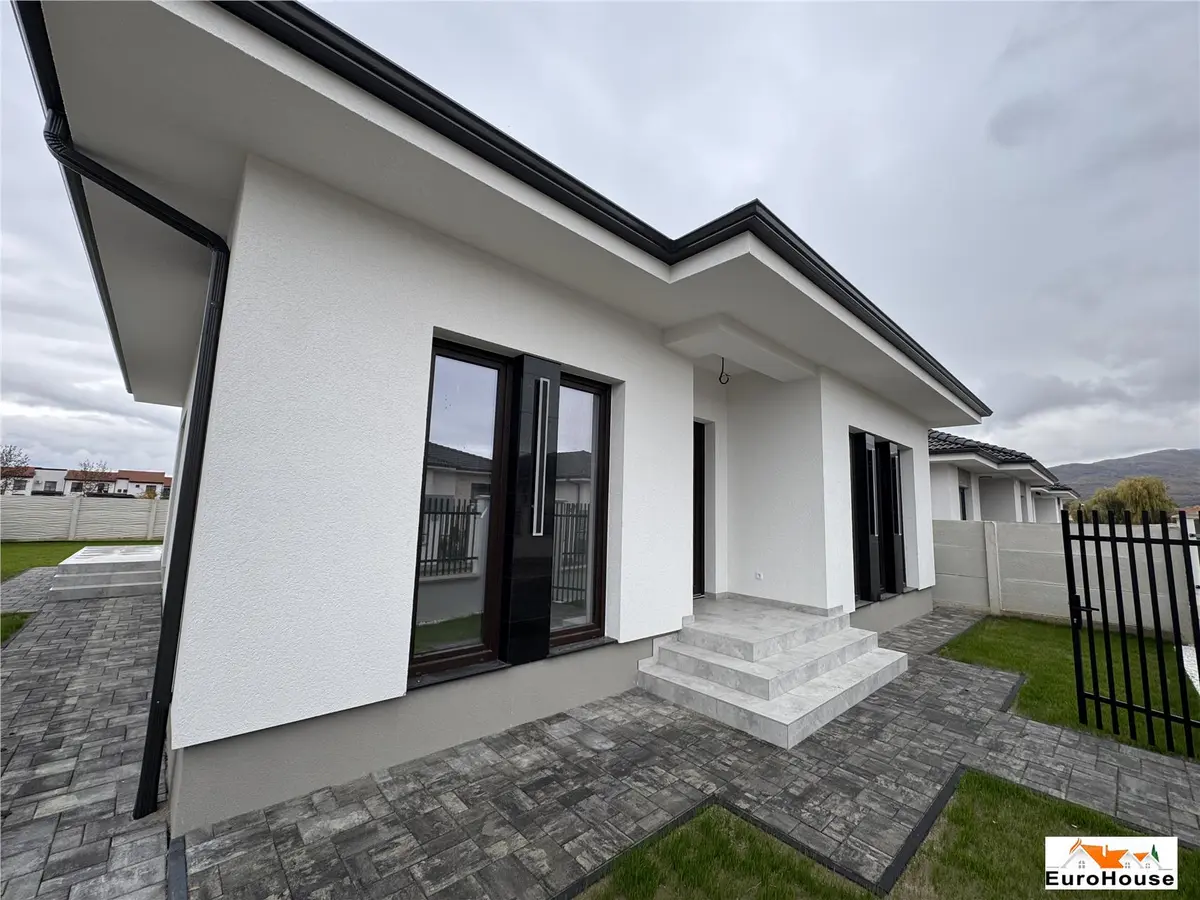Casa noua pe un nivel de vanzare in Alba Iulia, fotografia 10