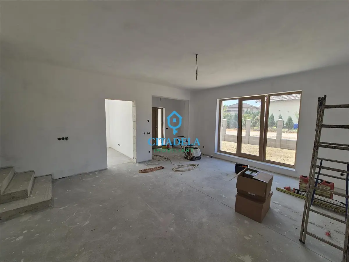 Casă cu 5 camere și 411 mp teren, zona Cetate, Alba Iulia, fotografia 3