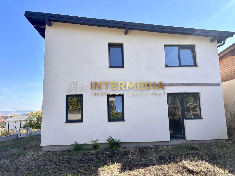 CASA NOUA, DE VANZARE, 120 MP, CETATE, FINISATA LA CHEIE, 4 CAMERE, fotografia 5