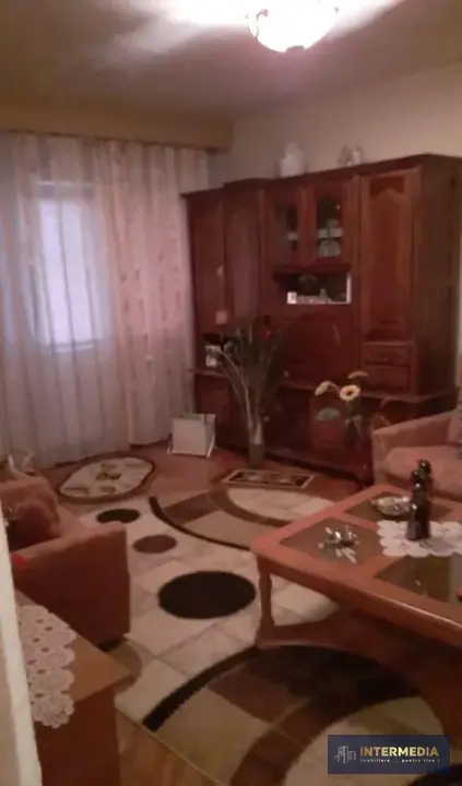 APARTAMENT 2 CAMERE, DECOMANDAT, ETAJ 3, 52 MP, PARTIAL MOBILAT, fotografia 1