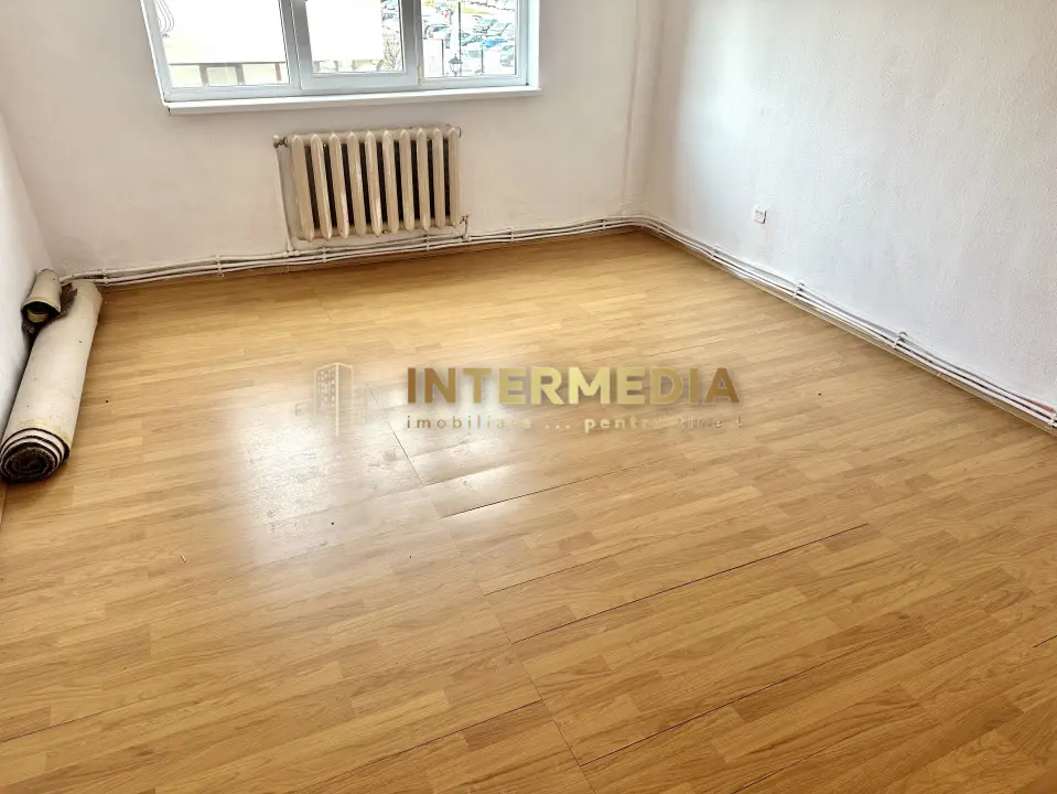 GARSONIERA DECOMANDATA, CETATE, 32 MP, ETAJ 2, NERENOVATA, fotografia 11