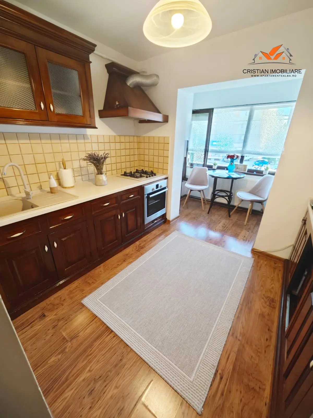 Apartament 3 camere decomandat, etaj 1, cu 2 băi, Ampoi 3, fotografia 2