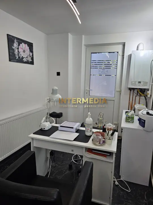 SPATIU COMERCIAL, 60 MP, CETATEI FINISAT COMPLET, DE VANZARE, fotografia 3