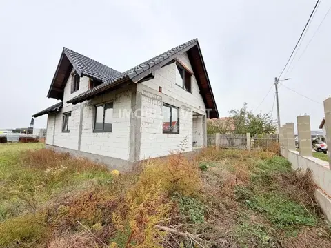Casa individuala in Totoi, 805 mp teren, 3 camere - 95.000 Euro