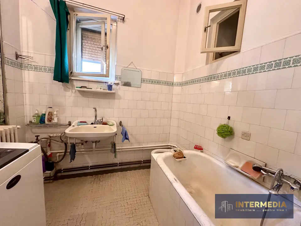 Apartament în casă, 3 camere, 132 mp utili, 3 pivnițe de 68 mp, zonă ultracentrală, fotografia 5