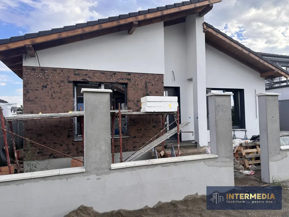 Casă nouă în Alba Iulia, 4 camere, teren 424 mp, fotografia 3