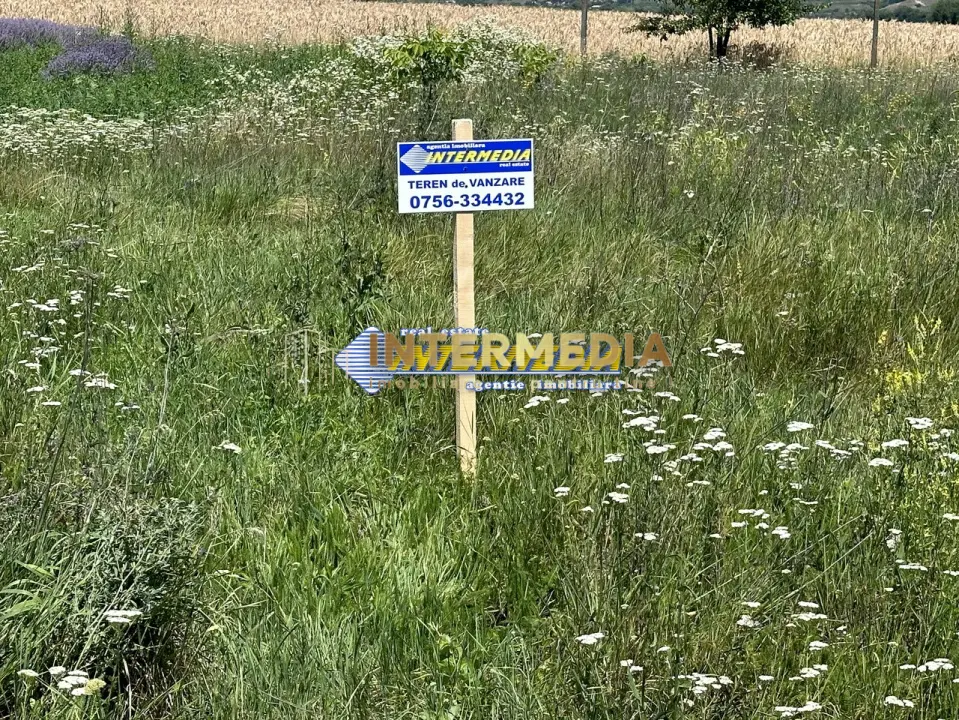 Teren Intravilan, de vanzare I562 mp, Alba Iulia, zona Micesti, fotografia 1