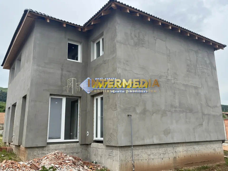 Casa noua de vanzare in Alba Iulia cu 4 camere semifinisata cu apa gaz curent, fotografia 9