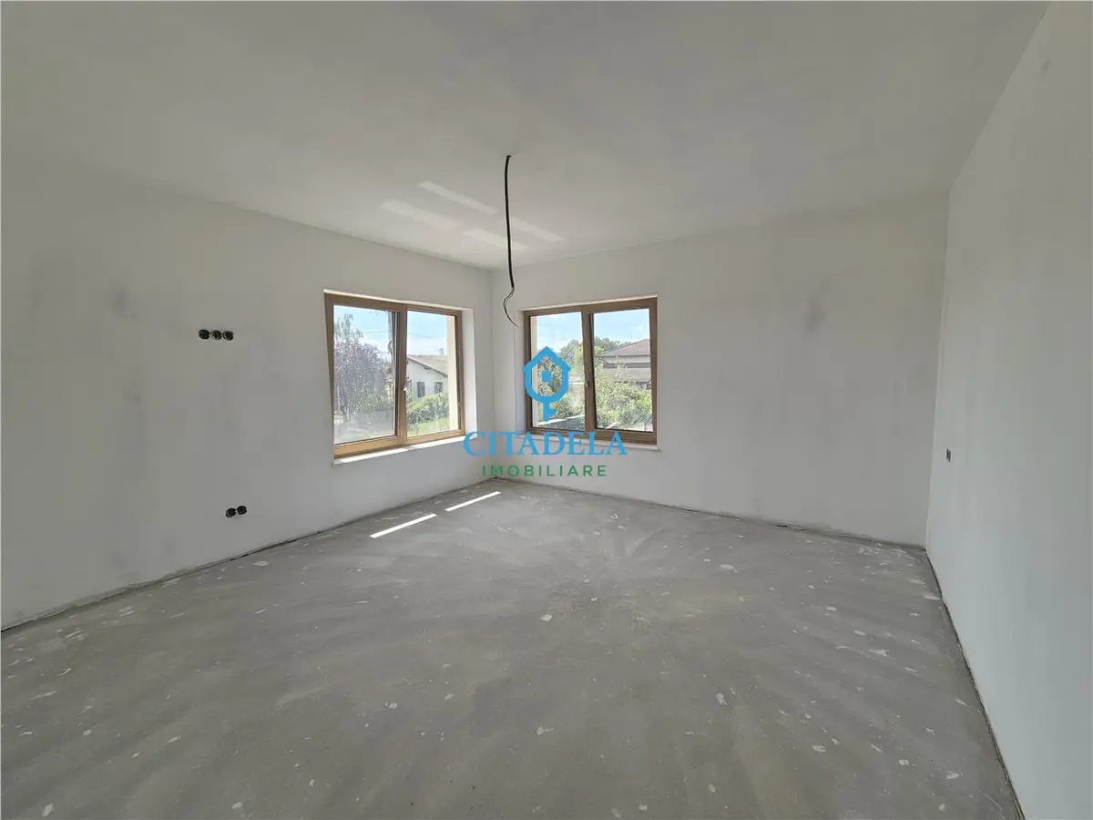 Casă cu 5 camere și 411 mp teren, zona Cetate, Alba Iulia, fotografia 10