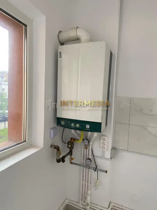 Inchiriere Spatiu Comercial la Bulevard 34 mp. finisat si utilat complet, fotografia 13
