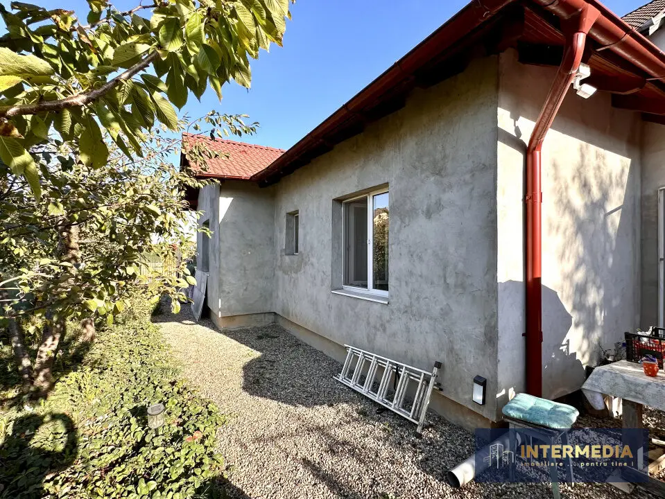 Casă pe parter în Alba Iulia, 3 camere, teren 625 mp, fotografia 1