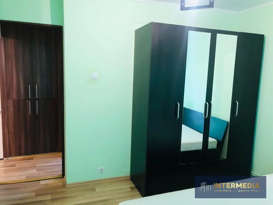Apartament cu 2 camere, decomandat, 52 mp, etaj 3, Cetate Mercur, fotografia 4