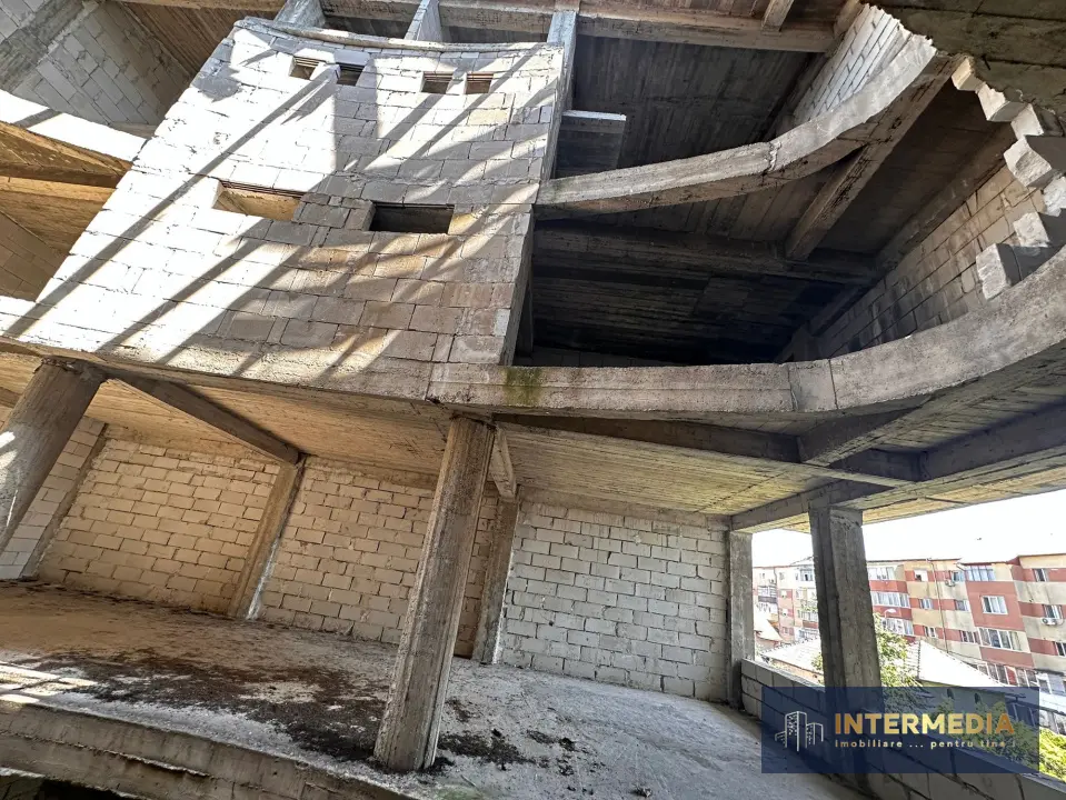 HOTEL S+P+2E+M de vanzare in Alba Iulia Cetate, fotografia 1