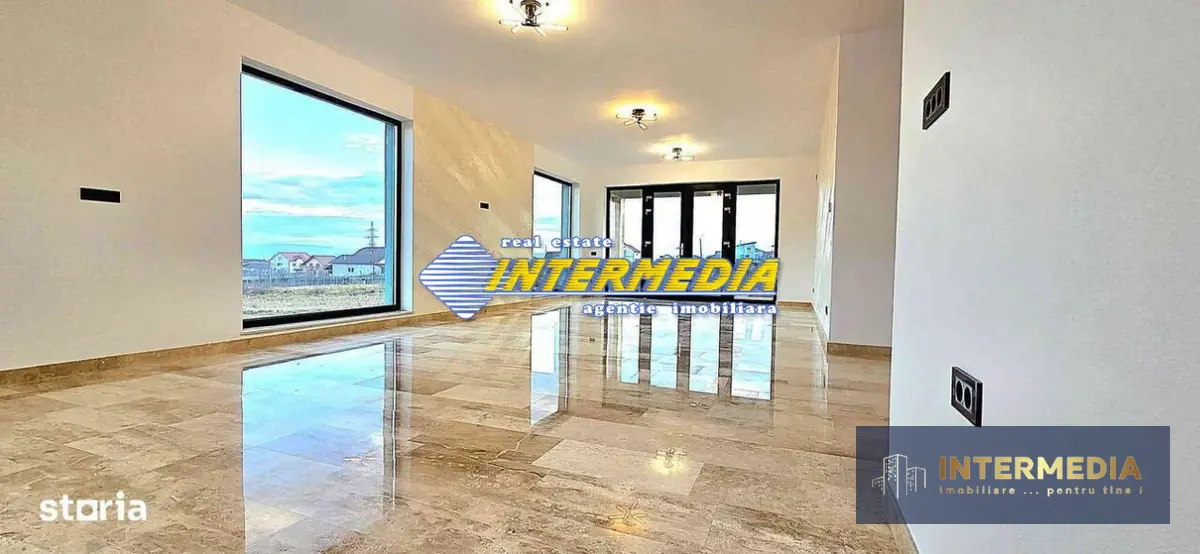 CASA NOUA, 4 CAMERE, TEREN 500 MP, FINISATA, GARAJ, UTILITATI, fotografia 7