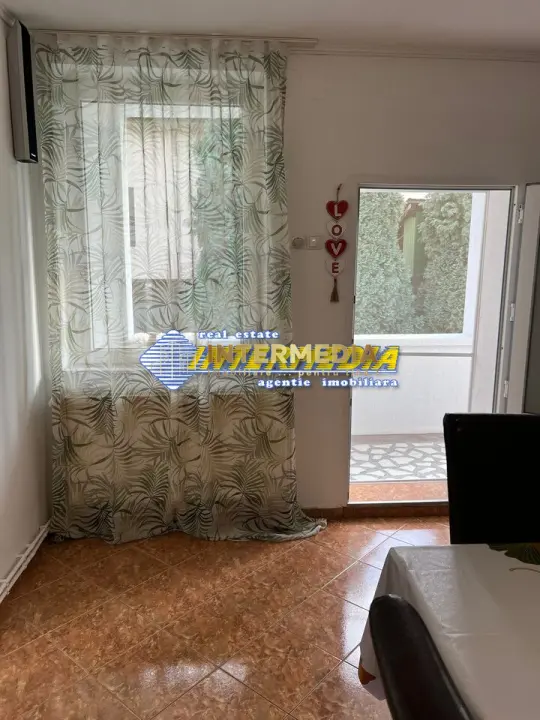 Casa Renovata 4 camere cu Teren intravilan 1650 mp CENTRU Ultracentral Alba Mall, fotografia 7