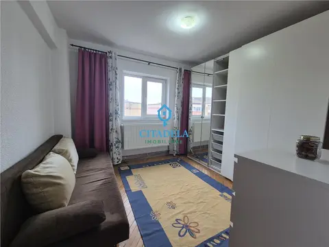 Apartament cu 3 camere decomandat, 2 băi, în Alba Iulia, zona Cetate