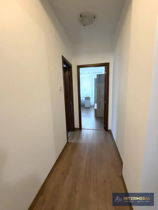 Apartament 3 camere decomandate, bloc nou, ultracentral, 2 băi, boxă, parcare, fotografia 8