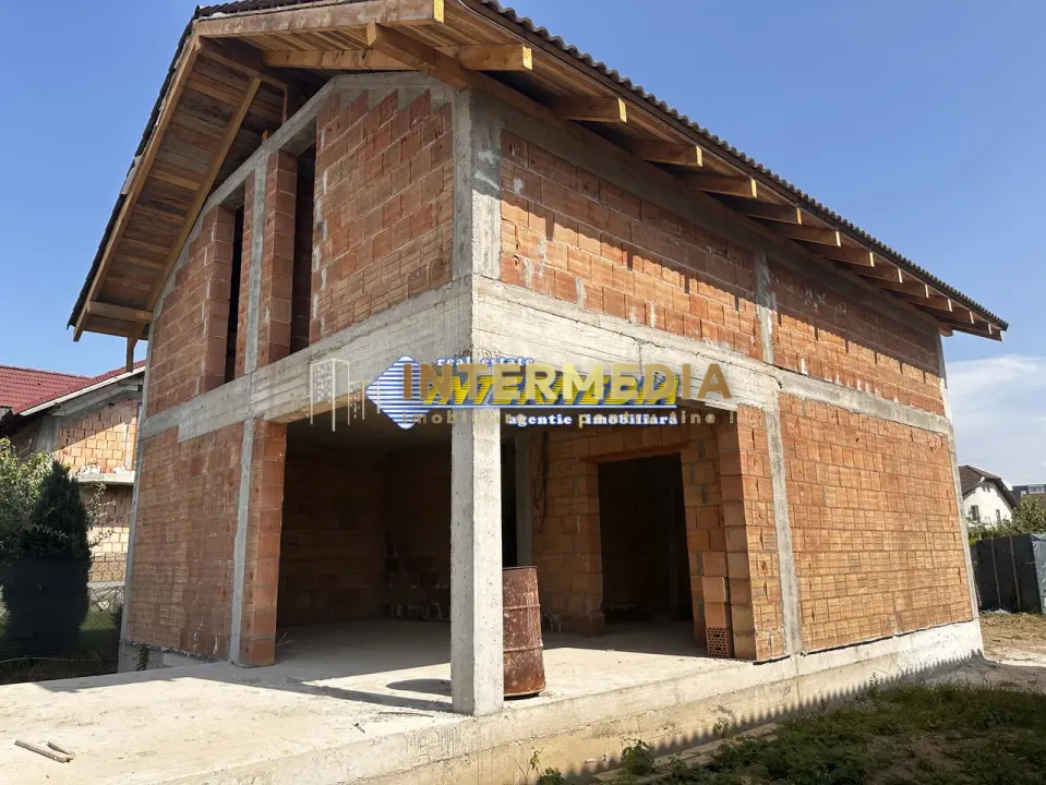 Vanzare Casa Individuala P+M la Rosu cu 345 mp teren si utilitati in Alba Iulia, fotografia 5