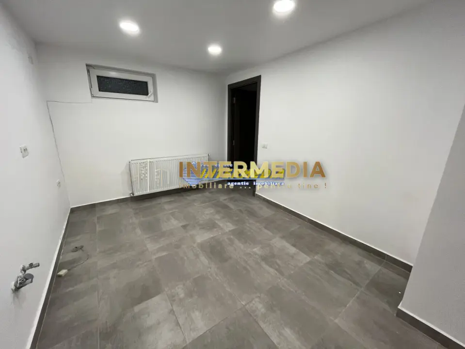 Spatiu comercial de vanzare in Alba Iulia zona Cetate finisat complet, fotografia 6