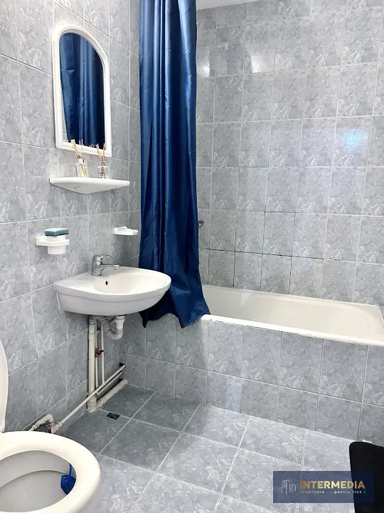 Apartament 2 camere, decomandat, zona Cetate, etaj 3, mobilat, fotografia 9
