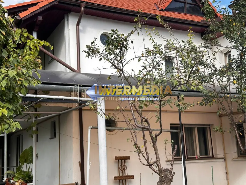 Casa 14 camere Sc=460 mp D+P+1+M cu 426 mp Teren CETATE Lidl Curte Asfalt, fotografia 10