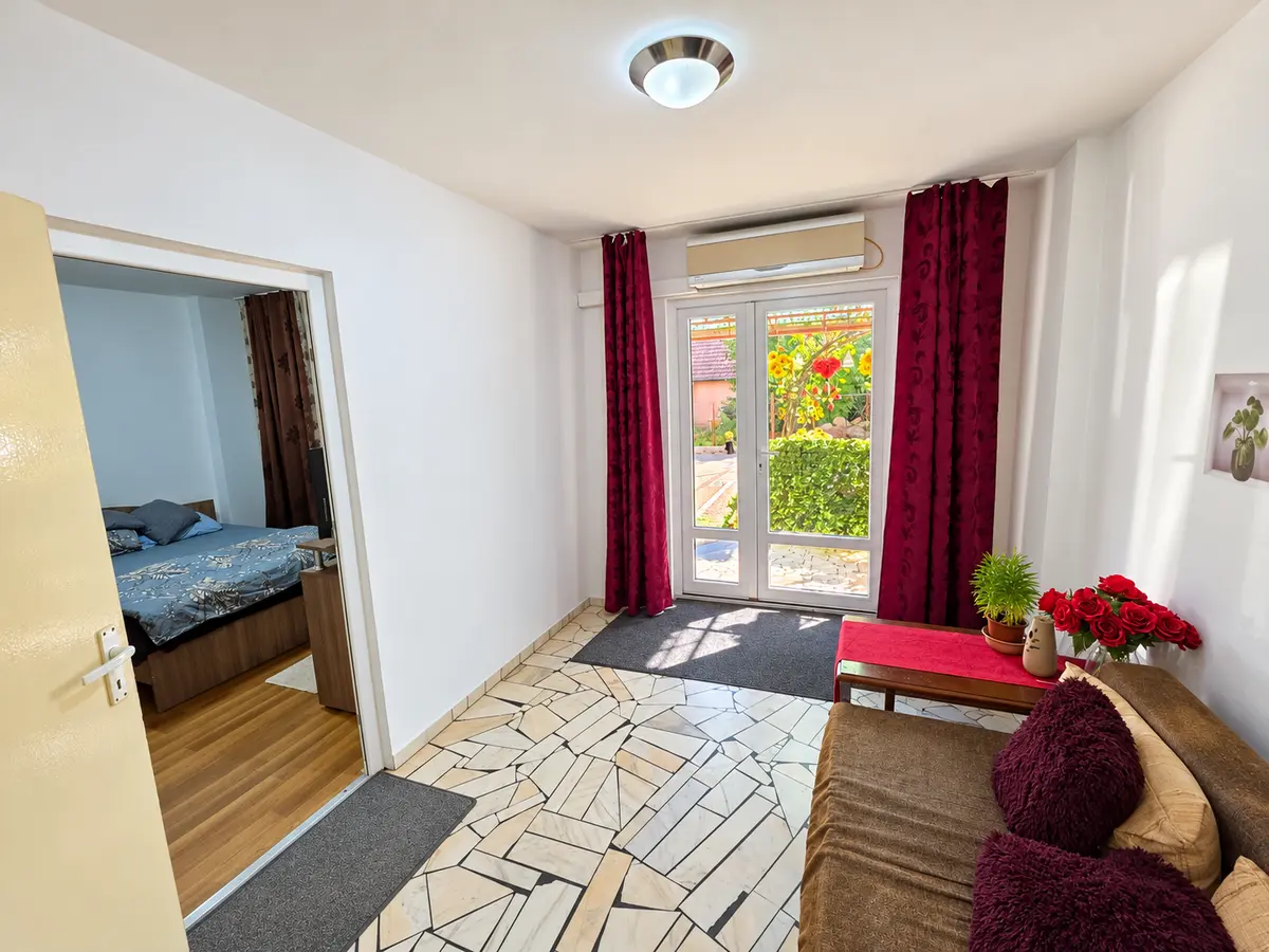 Spațiu comercial, 4 camere, 2 băi, 72 mp utili, Cetate, Alba Iulia, fotografia 2