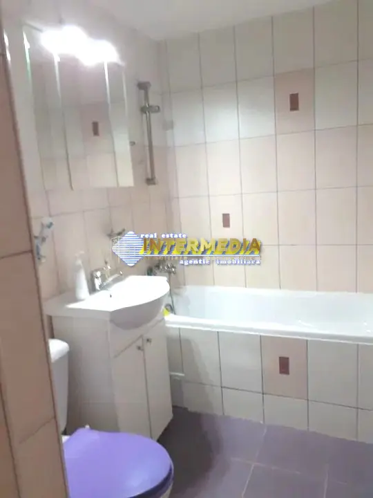 APARTAMENT 2 CAMERE, DECOMANDAT, 56 MP, ZONA MALL CAROLINA, MOBILAT, fotografia 4