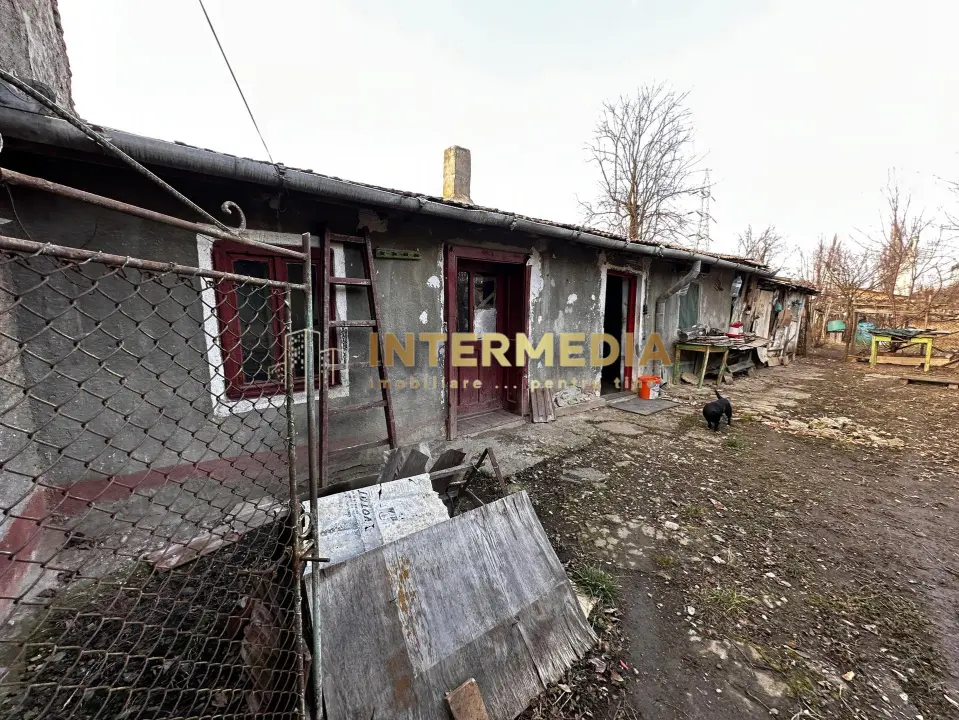 Teren Intravilan intrare Barabant 1242 mp. Imprejmuit Asfalt Utilitati Bransate, fotografia 14