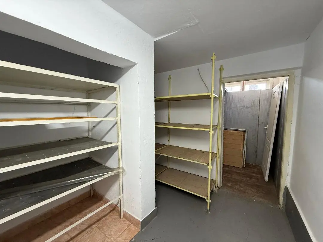 Spațiu comercial de vânzare în Alba Iulia, zona Bărăbanț, fostă cantină, fotografia 12