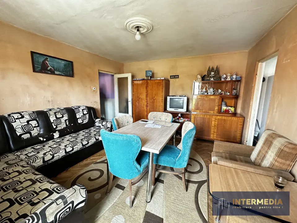 Apartament 3 Camere Vanzare CETATE Flanco Etaj 1, Nefinisat, Centrala Termopane, fotografia 13