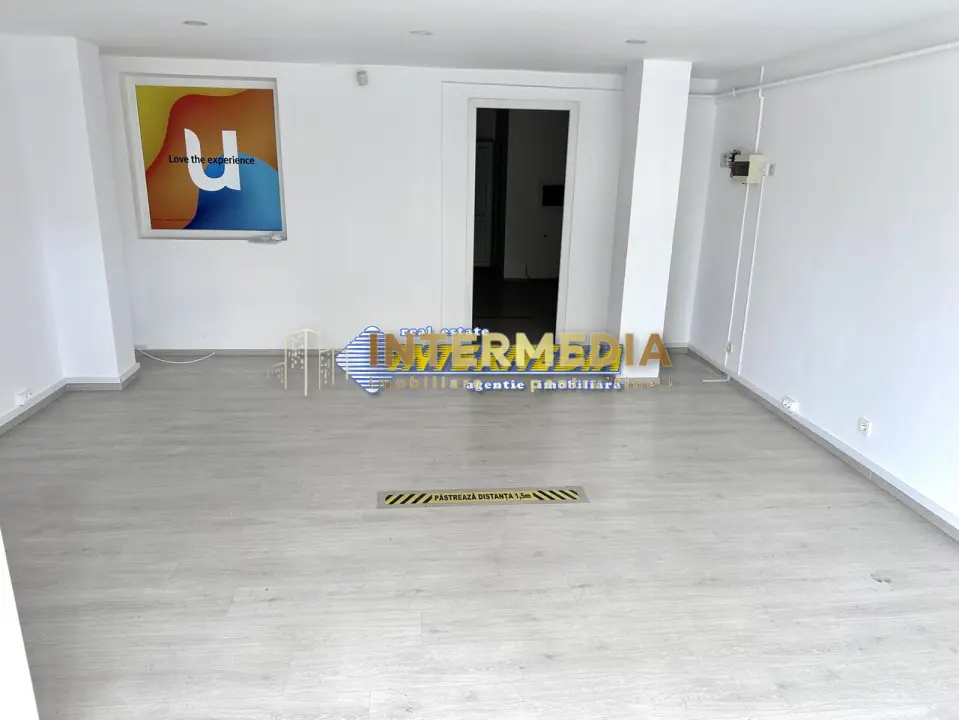 SPATIU COMERCIAL, 75 mp, Cetate Alba Iulia, PRETABIL PENTRU 2 ACTIVITATI, fotografia 2