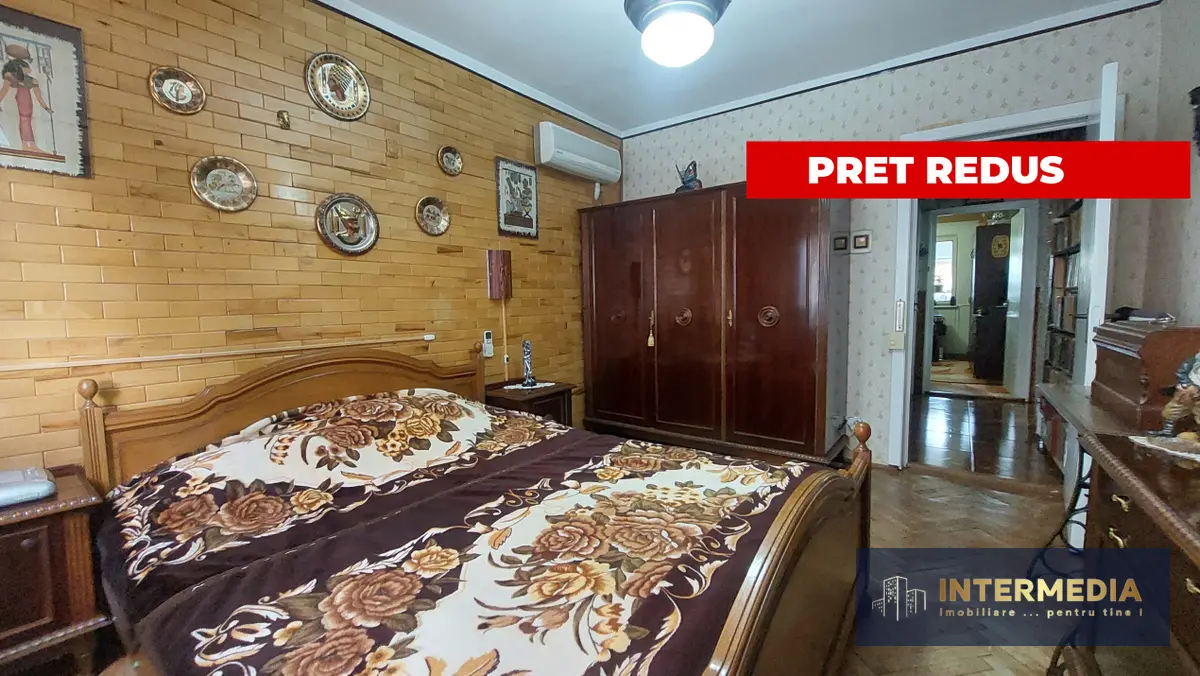 Apartament 3 camere Decomandate 76 mp parter inalt cu 2 Bai Balcon CETATE Piata, fotografia 1
