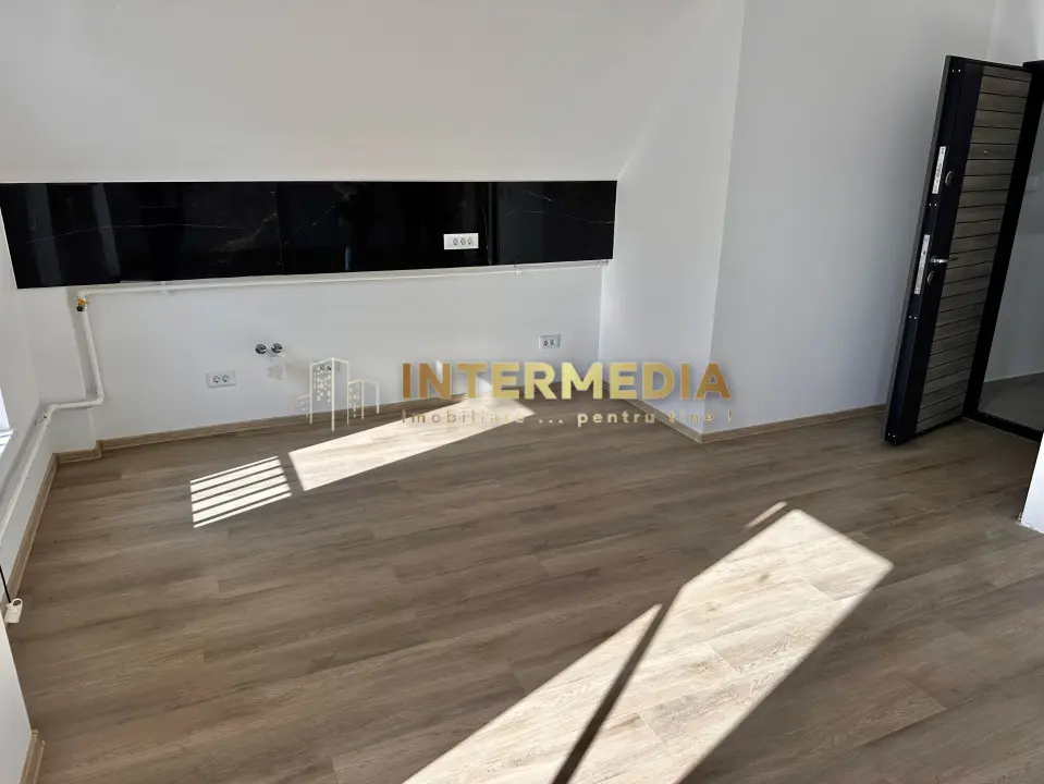 GARSONIERA DE VANZARE, 41 MP, BLOC NOU, CETATE, FINISATA COMPLET, fotografia 10