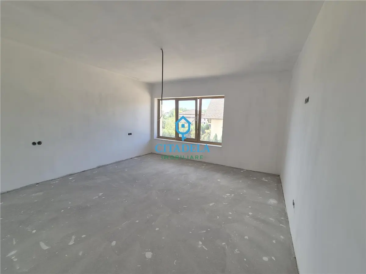 Casă cu 5 camere și 411 mp teren, zona Cetate, Alba Iulia, fotografia 12