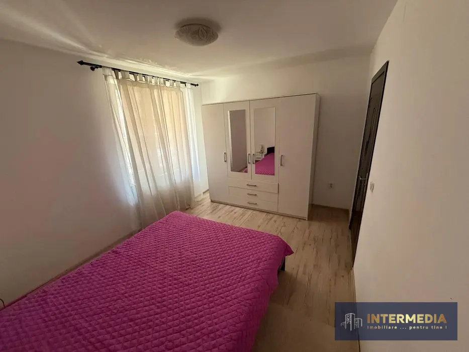Apartament 2 camere semidecomandat, 1 Baie, 1 Balcon, 50 mp., CENTRU, fotografia 2
